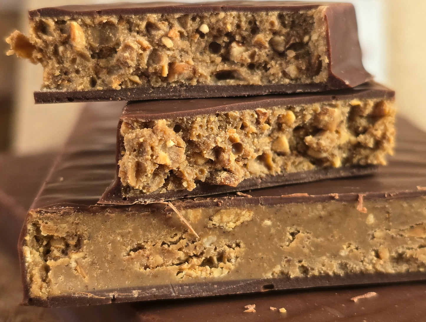 PLAQUE GOURMANDE - AMANDE ENROBÉ LAIT 55%